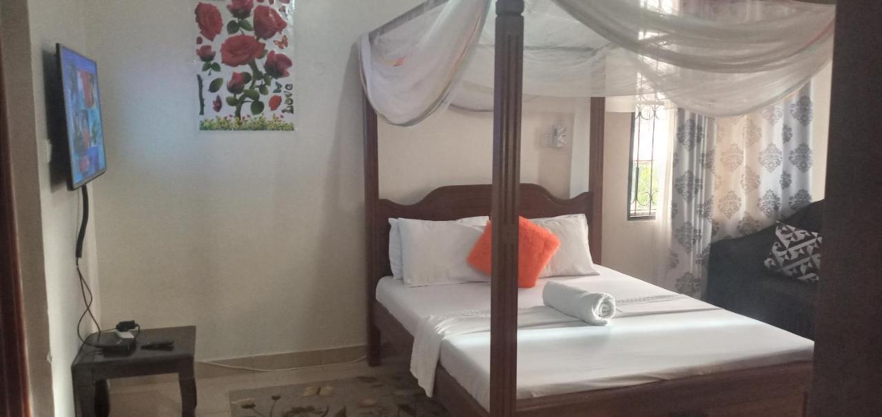 Sebuleni Serviced Homstay - Nyali Beach Msa Момбаса Экстерьер фото